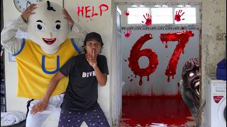 THERE'S SEVEN S1X IN UPLIN'S BATHROOM?!