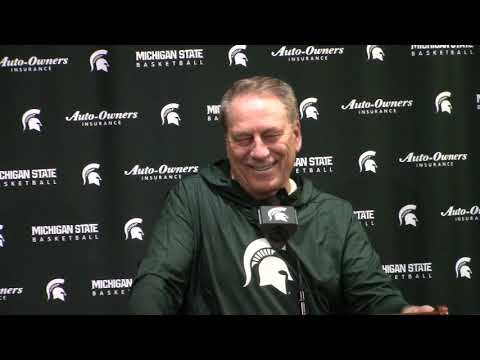 Video: Tom Izzo netto waarde: Wiki, Getroud, Familie, Trou, Salaris, Broers en susters