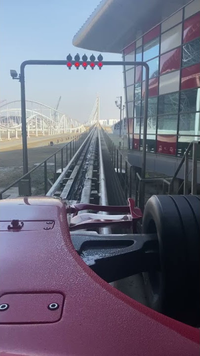 Ferrari World - Roller Coaster Formula Rossa - Abu dhabi