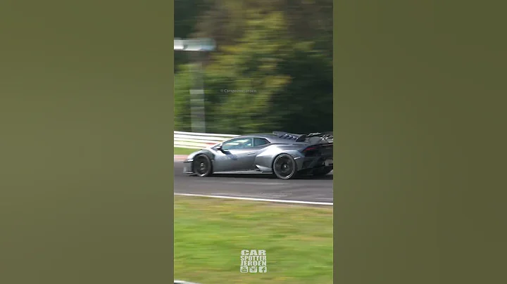 Corvette C8 ZO6 vs Lamborghini Huracan STO on the Nurburgring!
