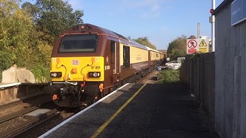 VSOE Belmond British Pullman 67024 + DB Schenker 67018 Passing Whitstable 19/10/18