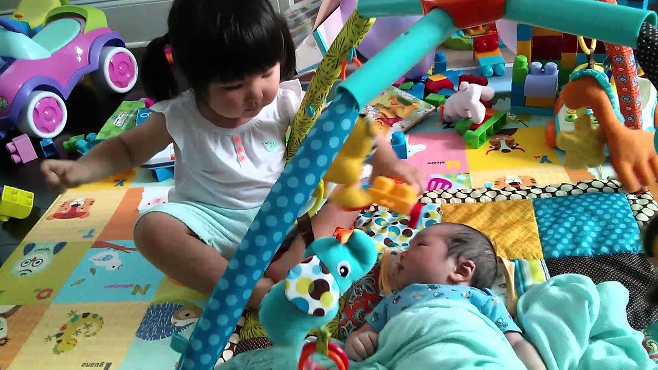 Sister and brother hanging out 2 (2yrs; 3wks, 3day - YouTube