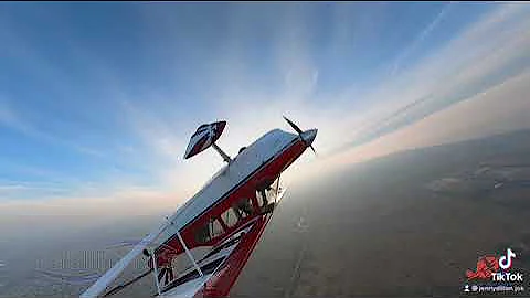 Jenny Dillon Aerobatics Super Decathlon