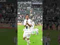 Gänsehaut! Lars Stindl wird von den Fans gefeiert 💚🎶
