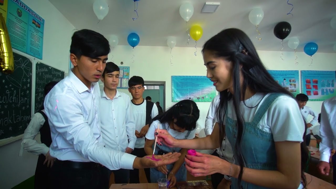 Turtkul 21 maktab Bitiruwchilari