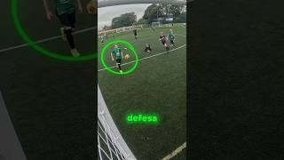 esse garotinho fez a MELHOR defesa de todo JOGO 😱⚽#shorts#futbol