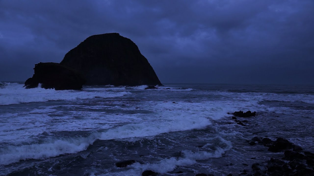 Fall Into Sleep Instantly – Soothing Ocean Waves for Deep Sleep & Calm Mind All Night