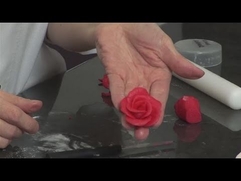 Video: How To Make Roses From Marzipan
