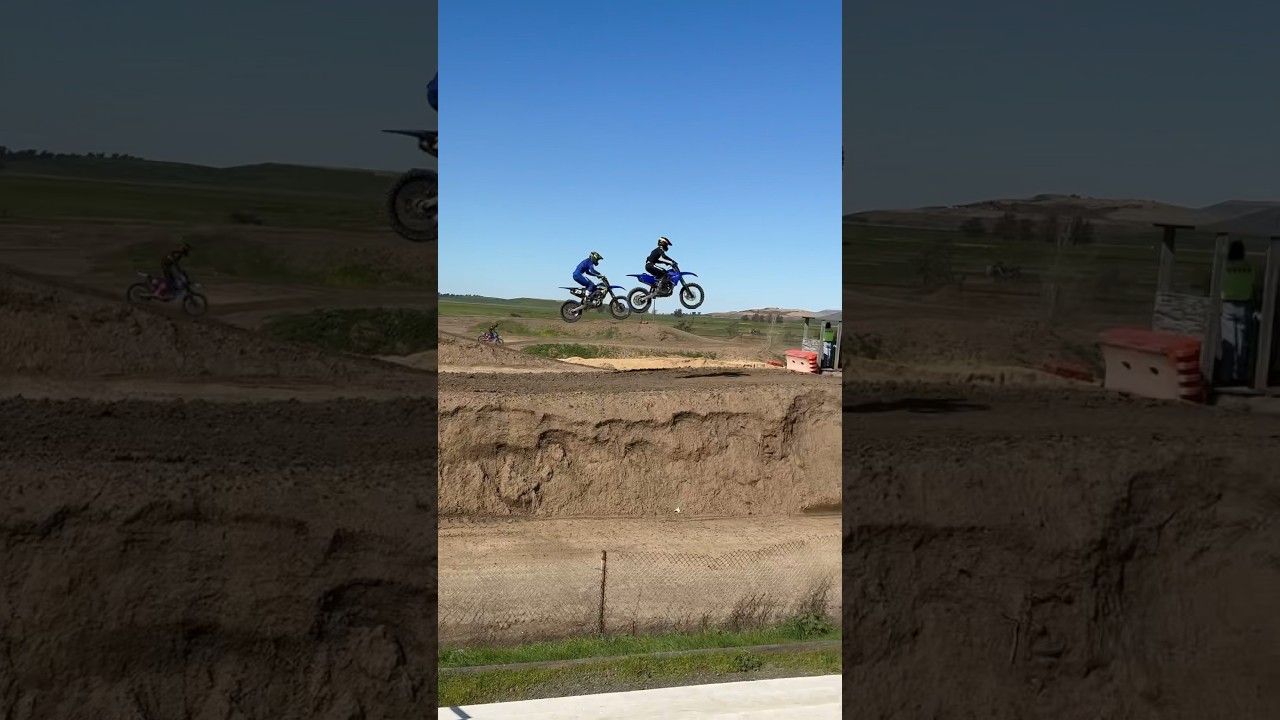 Jumping finish line side by side at Argyll MX 