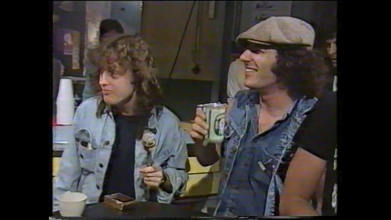 AC/DC Interview German TV (July 16th 1984) - YouTube