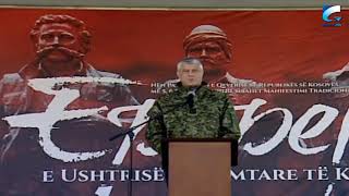 Rifat Jashari e Albin Kurti qeshen kur Hashim Thaçi përfundon fjalimin Rifat Jashari e Albin Kurti qeshen kur Hashim Thaçi përfundon fjalimin