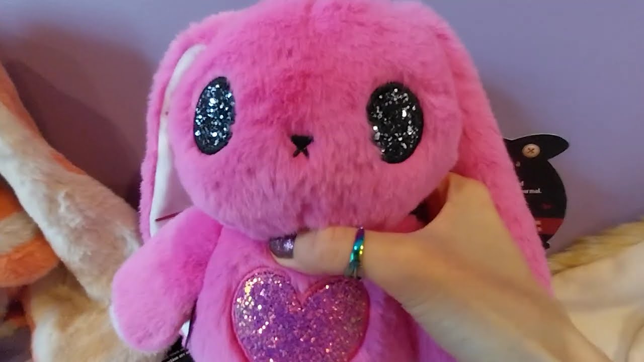 Unboxing Virgo and Tinnitus Bunnies by Plushie Dreadfuls