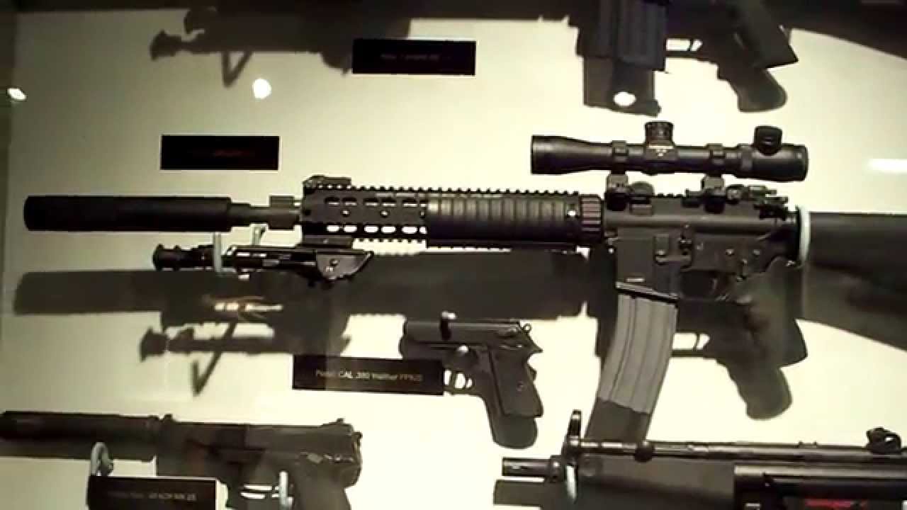 Guns in the Navy Seal Museum - YouTube