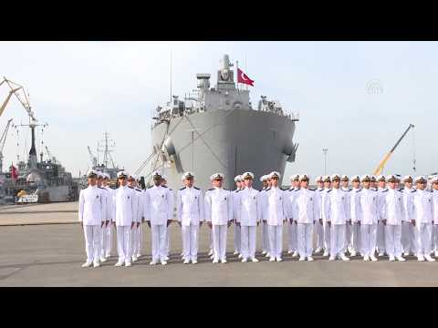 Video: Donanma: subay üniforması (fotoğraf)