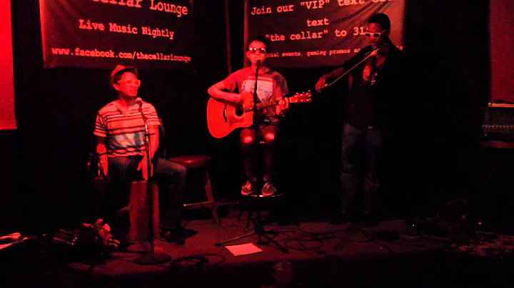 Planet Momo - I'm On A Boat (live at the Cellar)