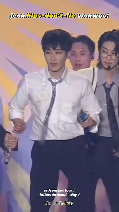 [d-589] wonwoo's hips never lie 😳 follow to seoul day 1 edition #wonwoo #원우 #세븐틴 #seventeen