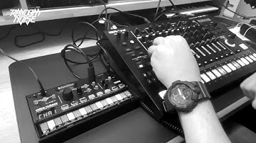 Techno Live Mix on Roland TR8s Korg Volca Nubass