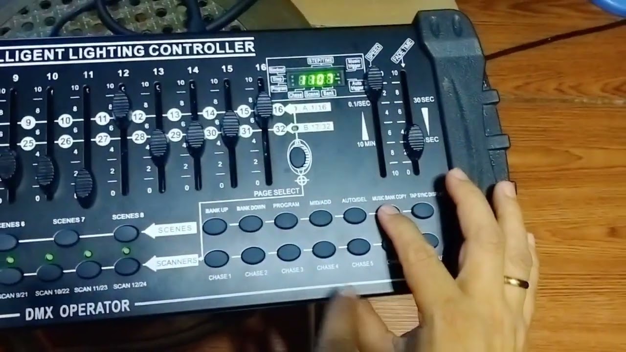 How to program chase shortcut DMX384 - YouTube