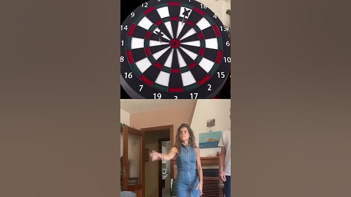 PLAYING DARTS WITH MY GIRLFRIEND using the Granboard Dash 3S electronic dartboard in online mode