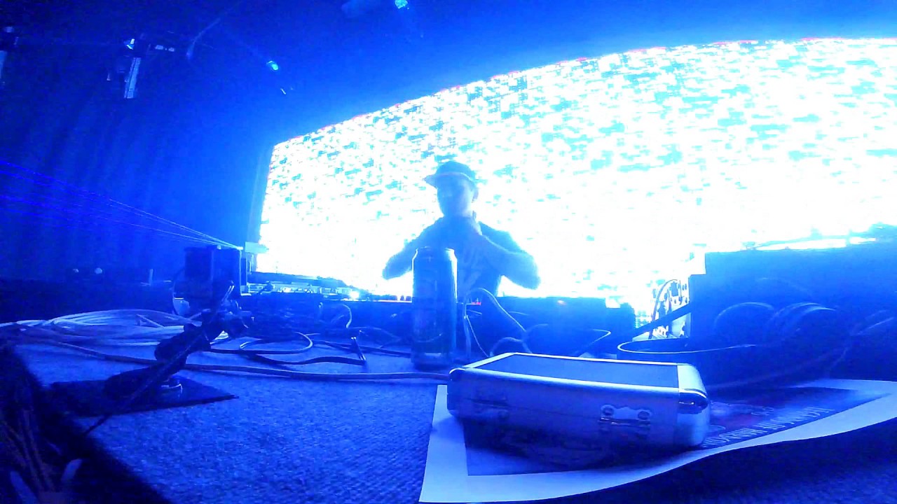 Legends of hardcore - 08/04/2017 - Dj THE GABBER (фрагменты выступления).avi