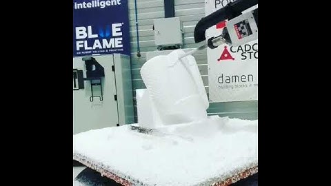 3D robot milling a console for a power speed boat with Blueflame3D® and SprutCAM technology
