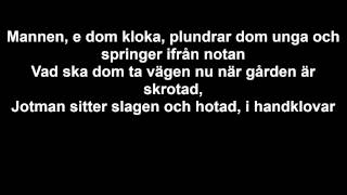 Video thumbnail of "Aki - När solen går ner feat Kapten Röd (Lyrics)"