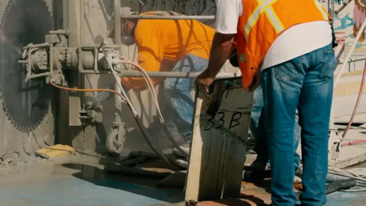 Preserving History - Port of Long Beach Mural Removal