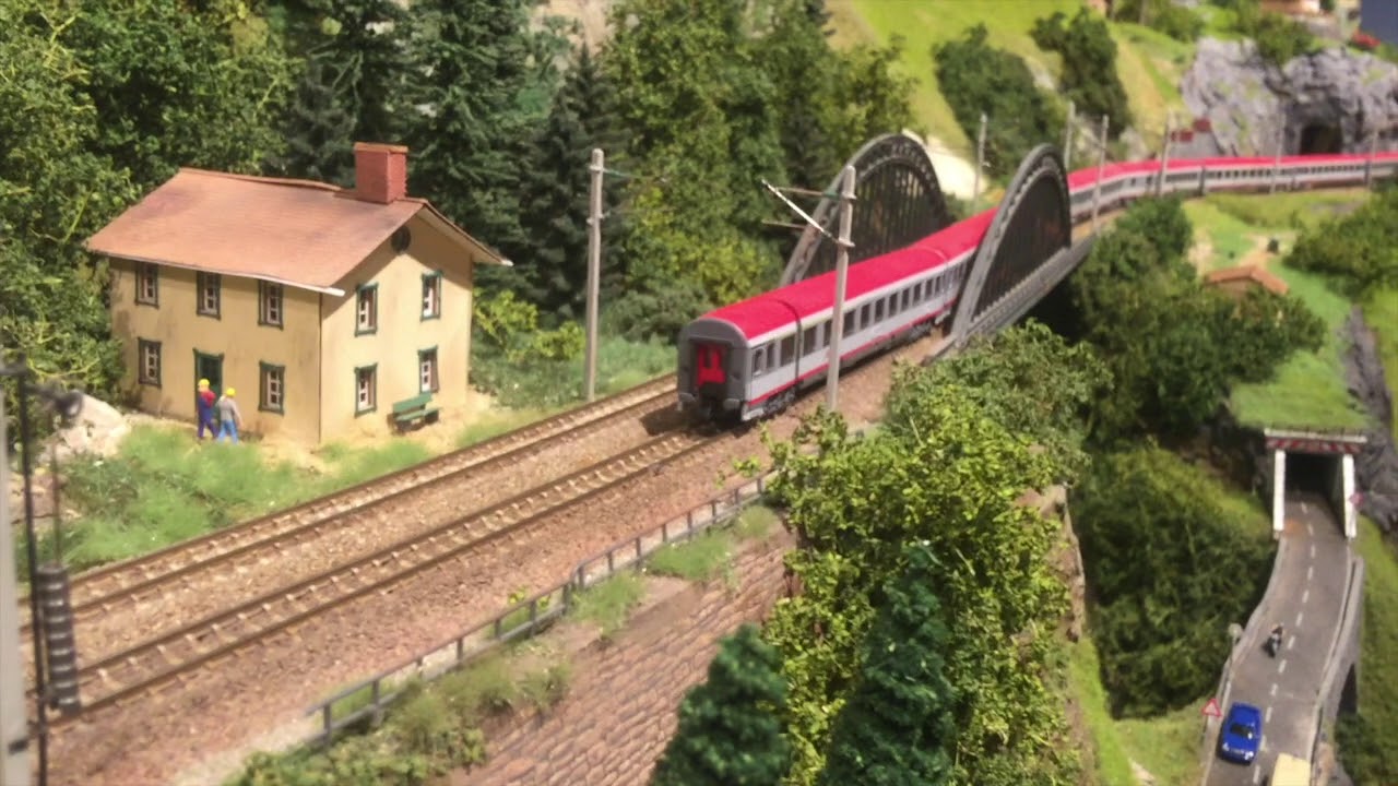 Modellbahn Spur N Fahrbetrieb, Salzbruck, Tauernbahn