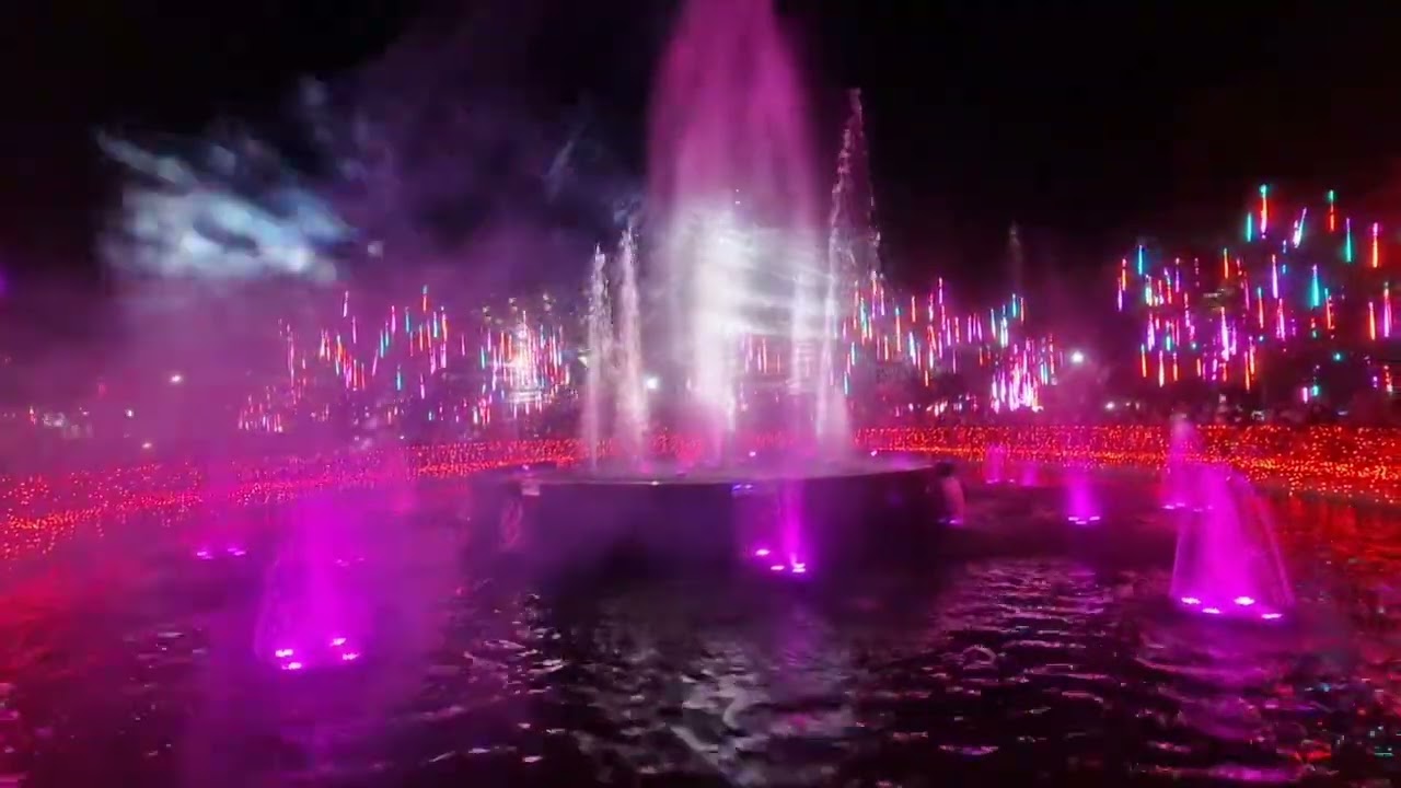 A MAGICAL CHRISTMAS GLOW AT GASTON PARK!