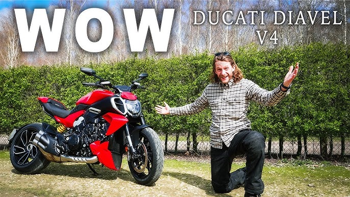 2023 Ducati Diavel V4 Thrilling Black