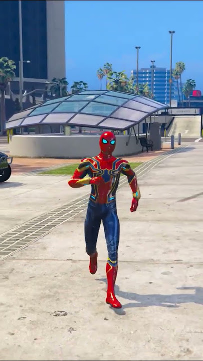 GTA V : SPIDER-MAN MODIFIED IRON MAN OLD CAR #shorts #gta