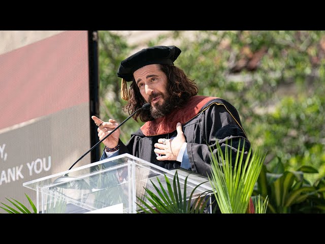 Jonathan Roumie of 'The Chosen' Gives Commencement Speech at CUA class=