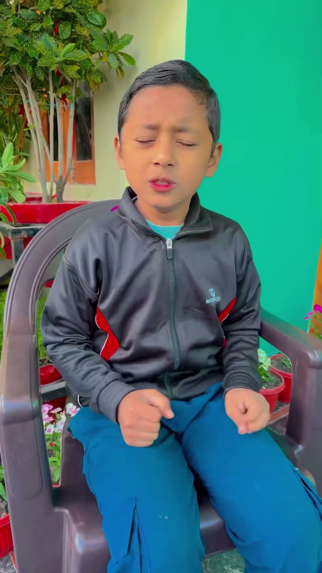 Mummy Ne Kya Kha Liya ?? #shorts #trending #funny #viralvideo #comedy #maa