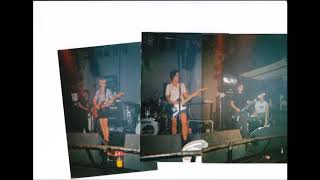 Elastica - Human (live at The Garage, 1996)