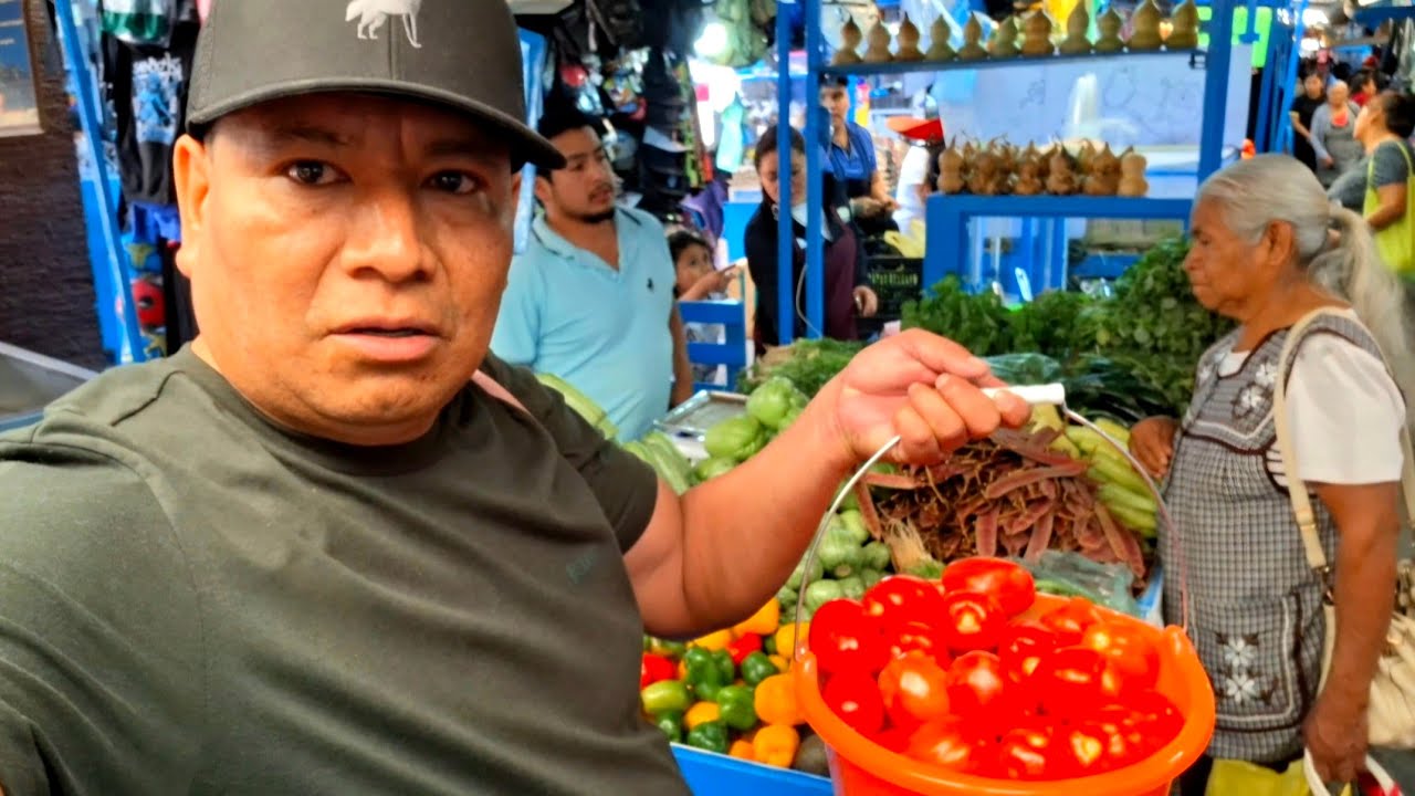 COMPRANDO EL MANDADO CON MI AMA PARA TENER PARA LA SEMANA ALGO QUE COMER