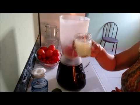 Vídeo: Como Cozinhar Okroshka Em Suco De Tomate