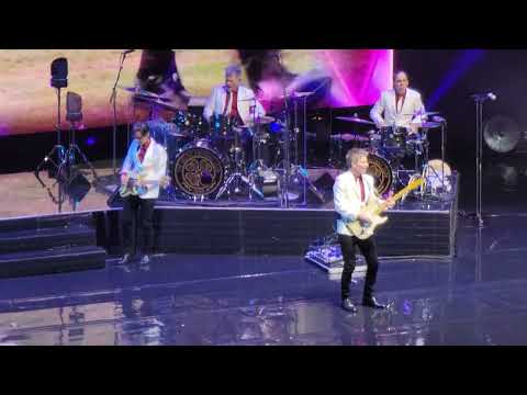 Rod Stewart "Forever Young" @ Seminole Hard Rock Live, Hollywood FL 02/13/23