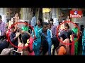 Woman slipper slap to lover for cheating in the name of love in Khammam district