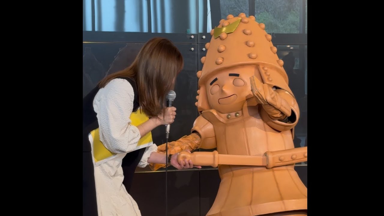 Hanimaru 20250314 ~ 17:00 Greeting at Kyushu National Museum - YouTube