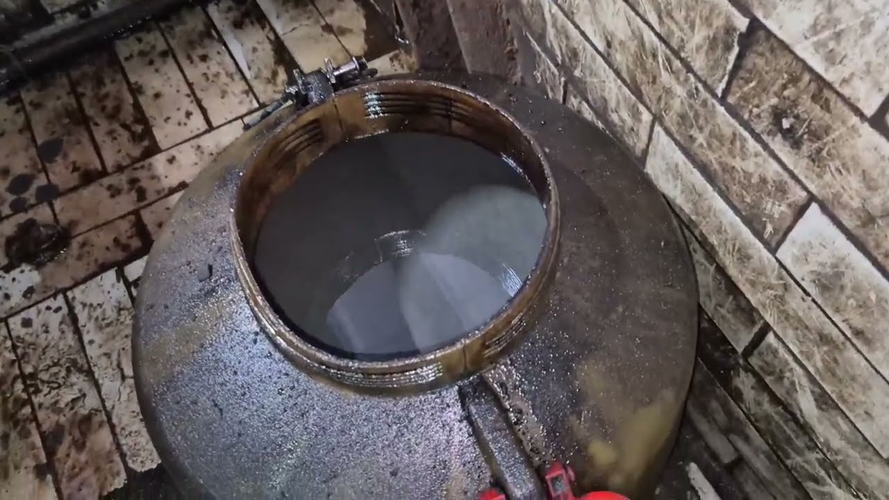 Антифриз попадает в масло