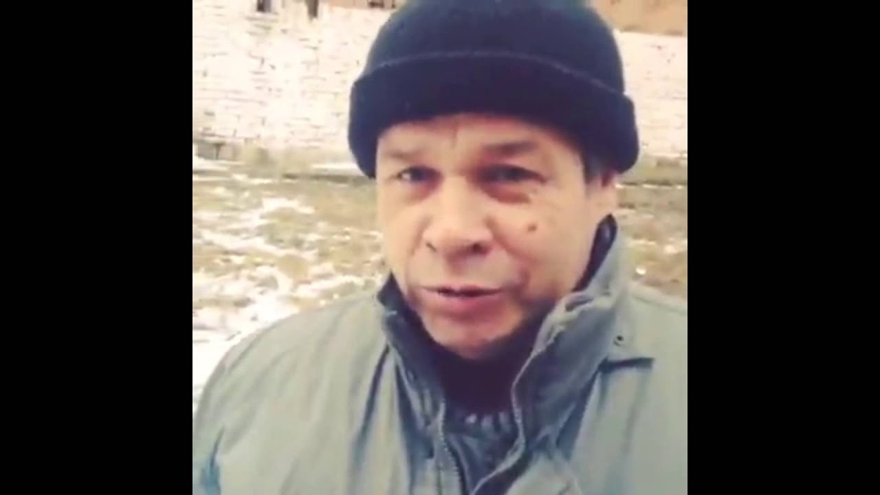 Сука сосет в машине