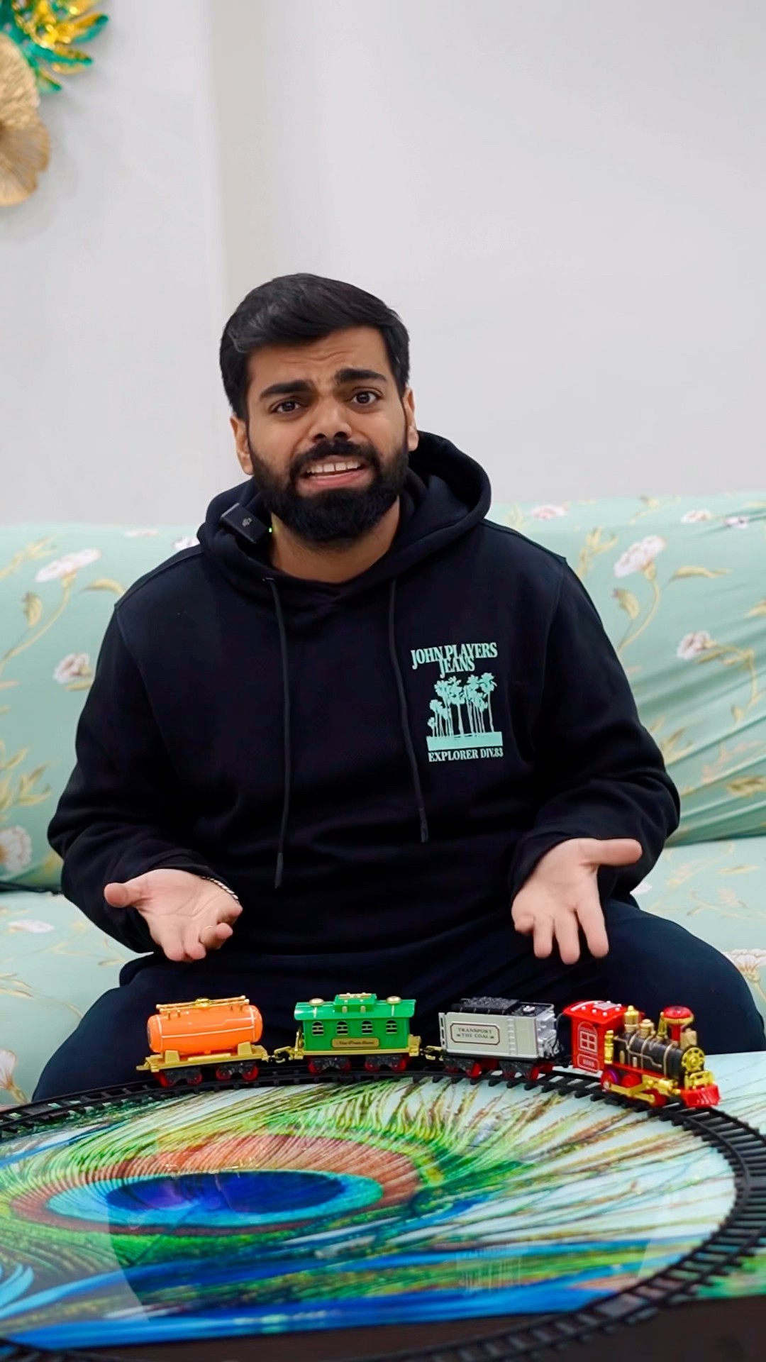 Gaurav ko mili remote control train #shorts #gauravaroravlogs #youtubeshorts