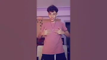 قومت داخل وسطهم خدت واحد منهم 