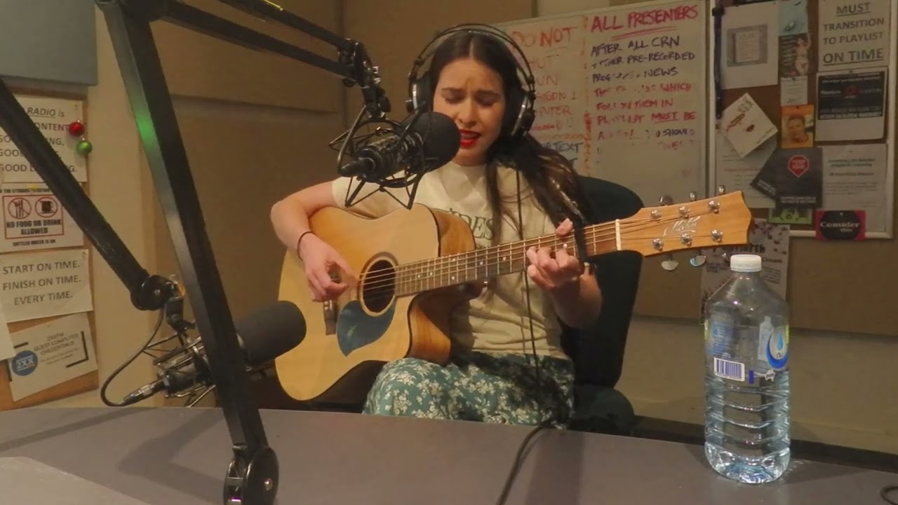 🎙️ LIVE performance: Exeunt by Anna Ransom🎤🎸on LocalnLive (2XX)🎶 Originally on-air 📻 22.11.24 📆