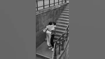 تامر عاشور خليني في حضنك يا حبيبي ده في حضنك بهدا وبرتاحأنا كل مشاعري معك راحواوكمان قلبي لقلبك راح 