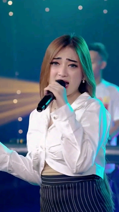 KUAT | SHINTA ARSINTA Rabakal pisah tresnoku ning awakmu #musik #dangdut #shorts #youtubeshorts