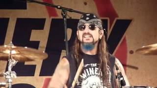 19.09.2013 - Winery Dogs  - We are one
