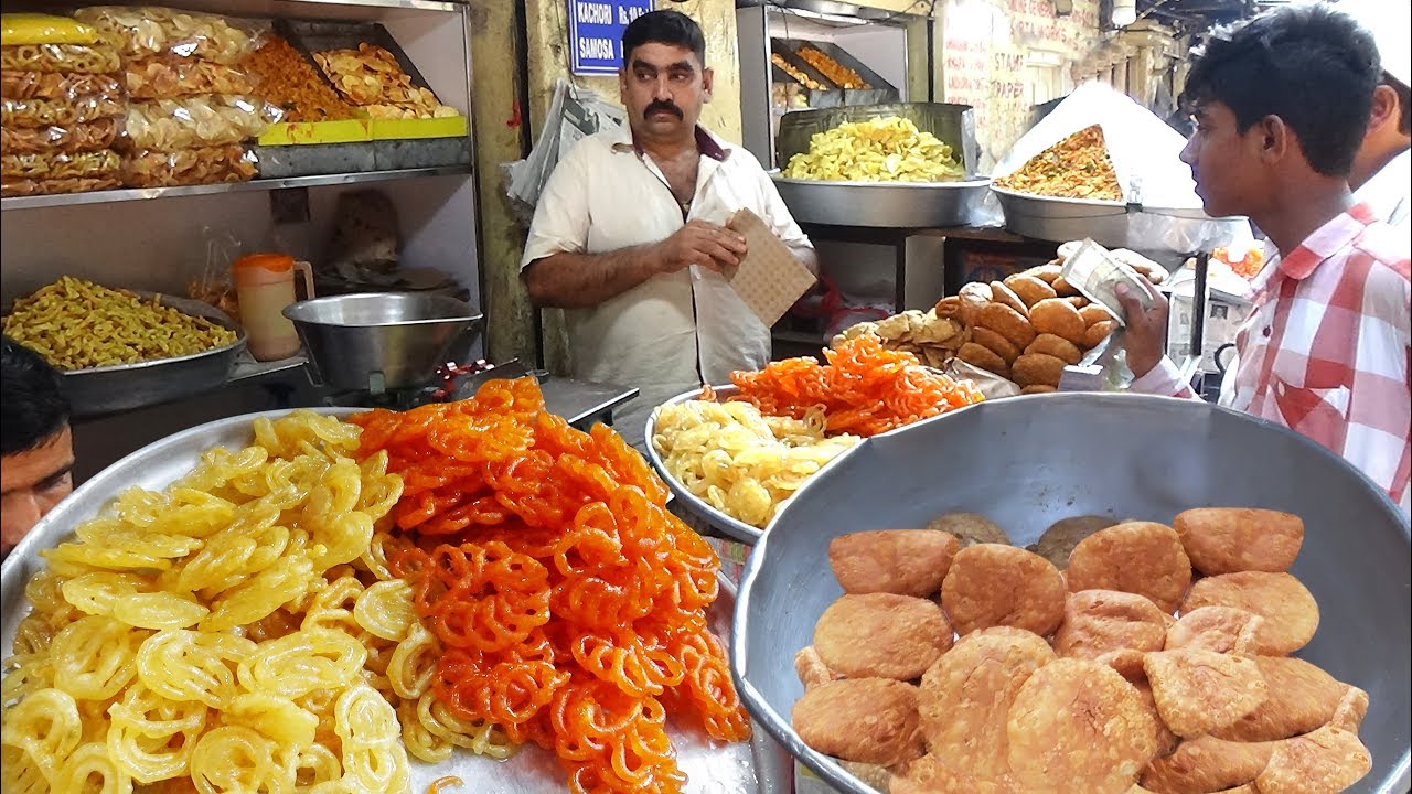 Peoples are Crazy Street Jalebi | Crispy Crunchy Juicy | Indian Street Food | Street Food Catalog