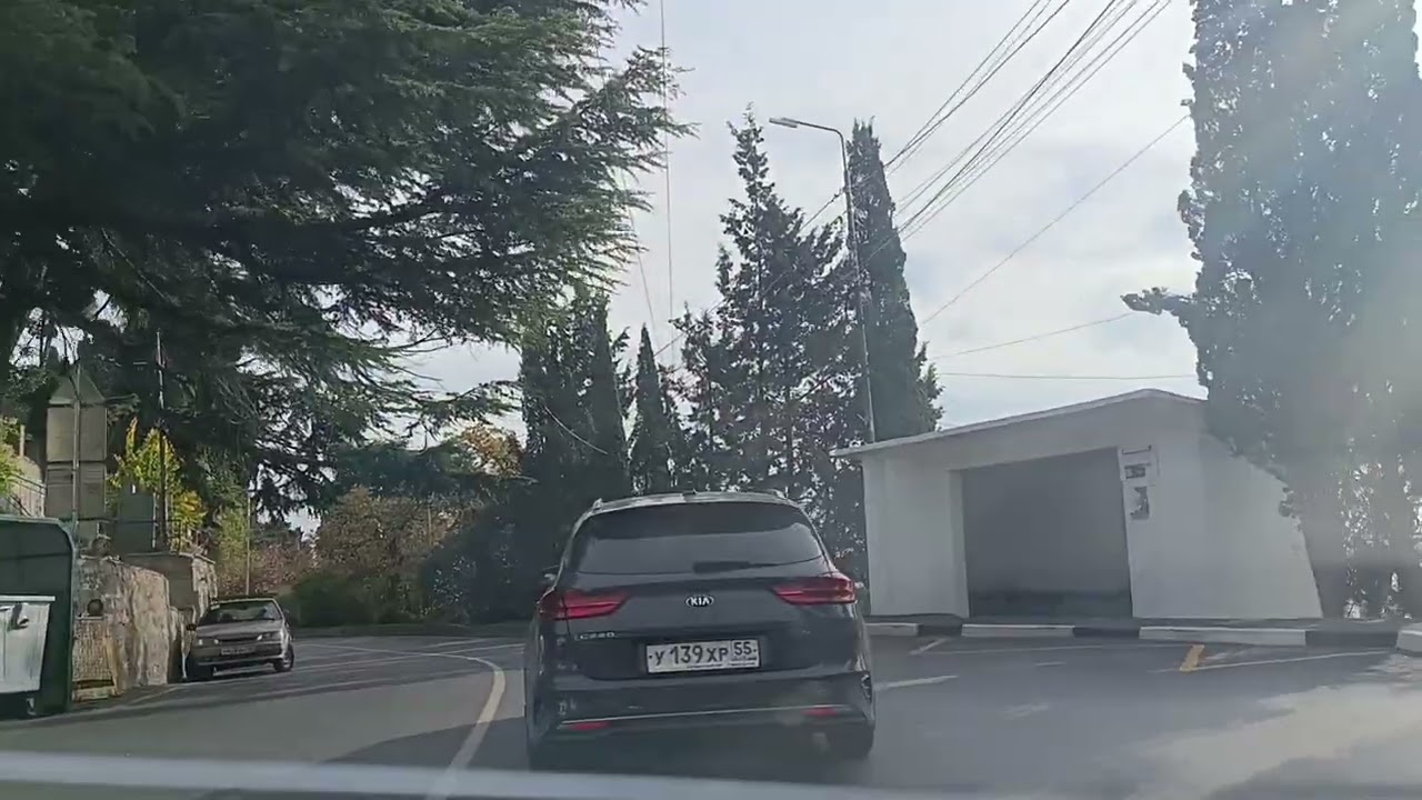 Алупка в Крыму, глазами пассажира 