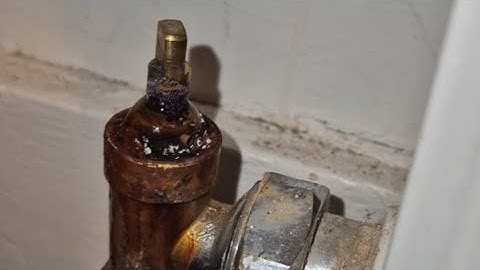 Leaking radiator valve, 1 Minute Fix